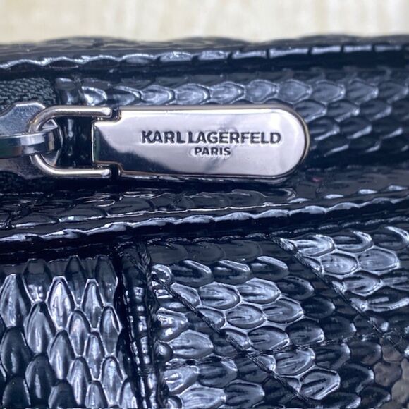 KARL LAGERFELD PARIS GLOSSY BLACK SNAKE CAMERA BAG CROSSBODY PURSE - Picture 8 of 13